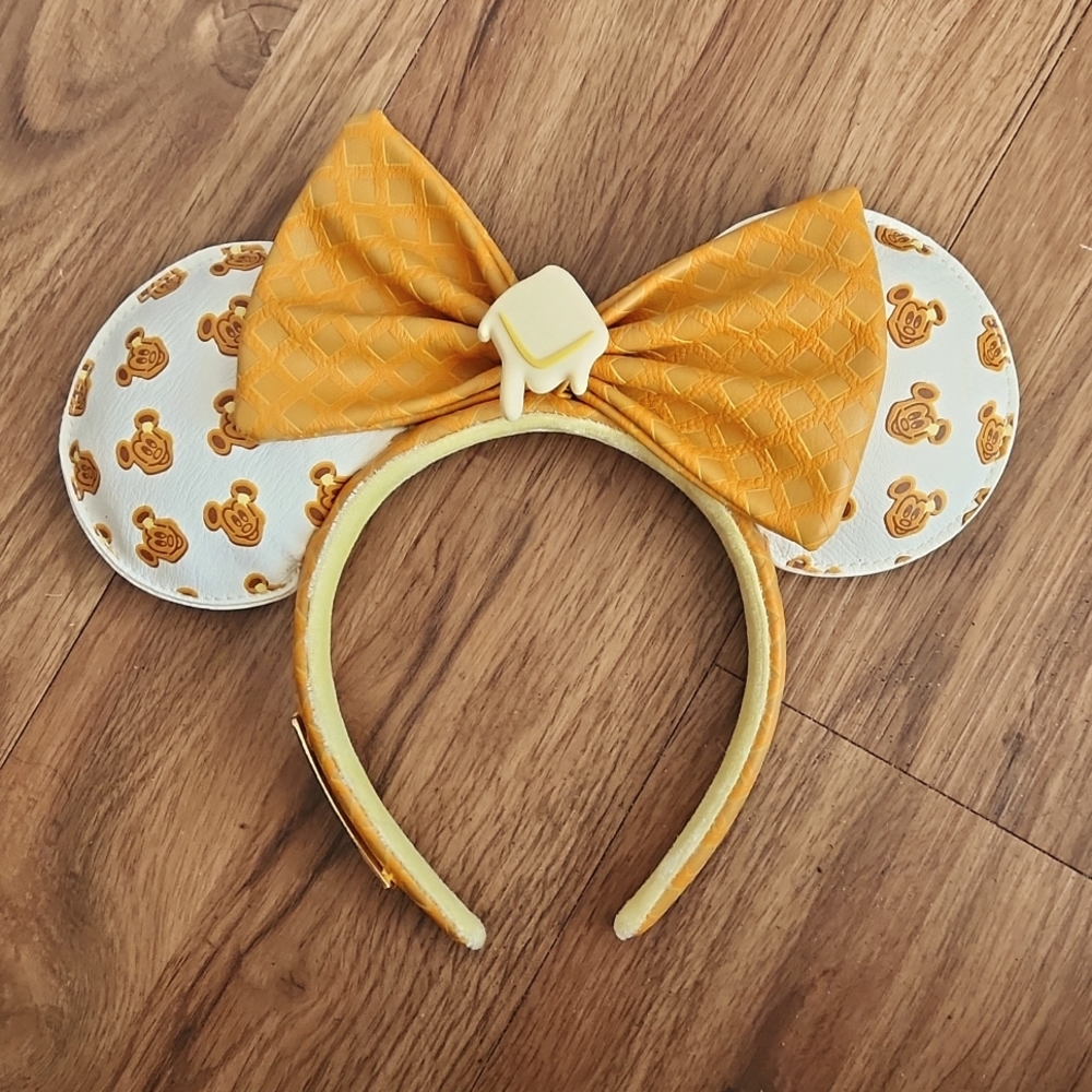 Minnie Ears Disney Memorabilia Honeypot Winnie The Pooh Loungefly
